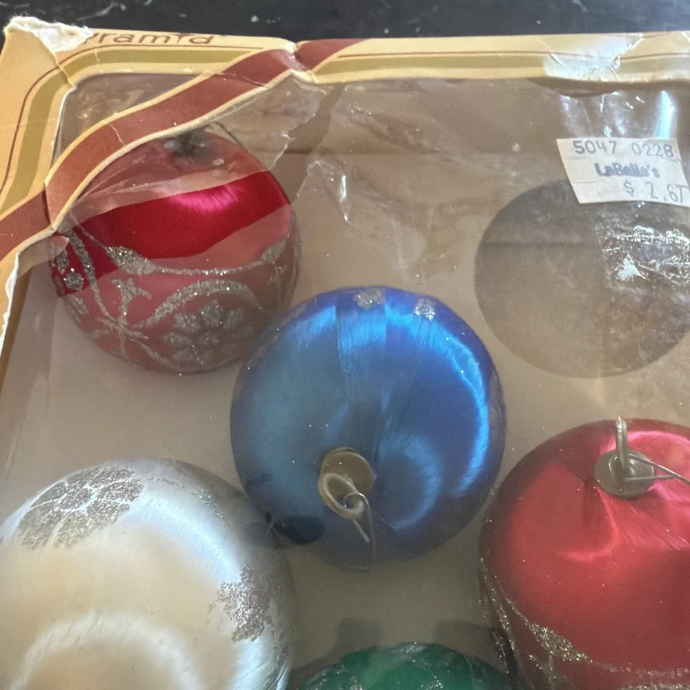 7 Vintage PYRAMID Spun Satin & Glitter Christmas Ornaments Decor in Original Box